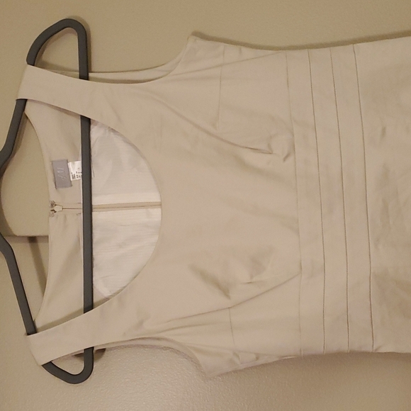 H&M Women's Sleeveless Neutral Dress Size 8 - Picture 2 of 5